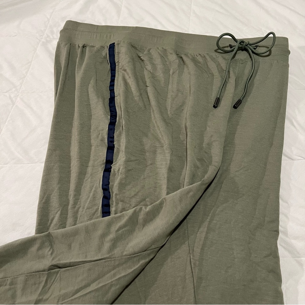 Skinnygirl Joggers –‎ Army Green With Navy Stripe – Size 1X (NWT) - Picture 4 of 7